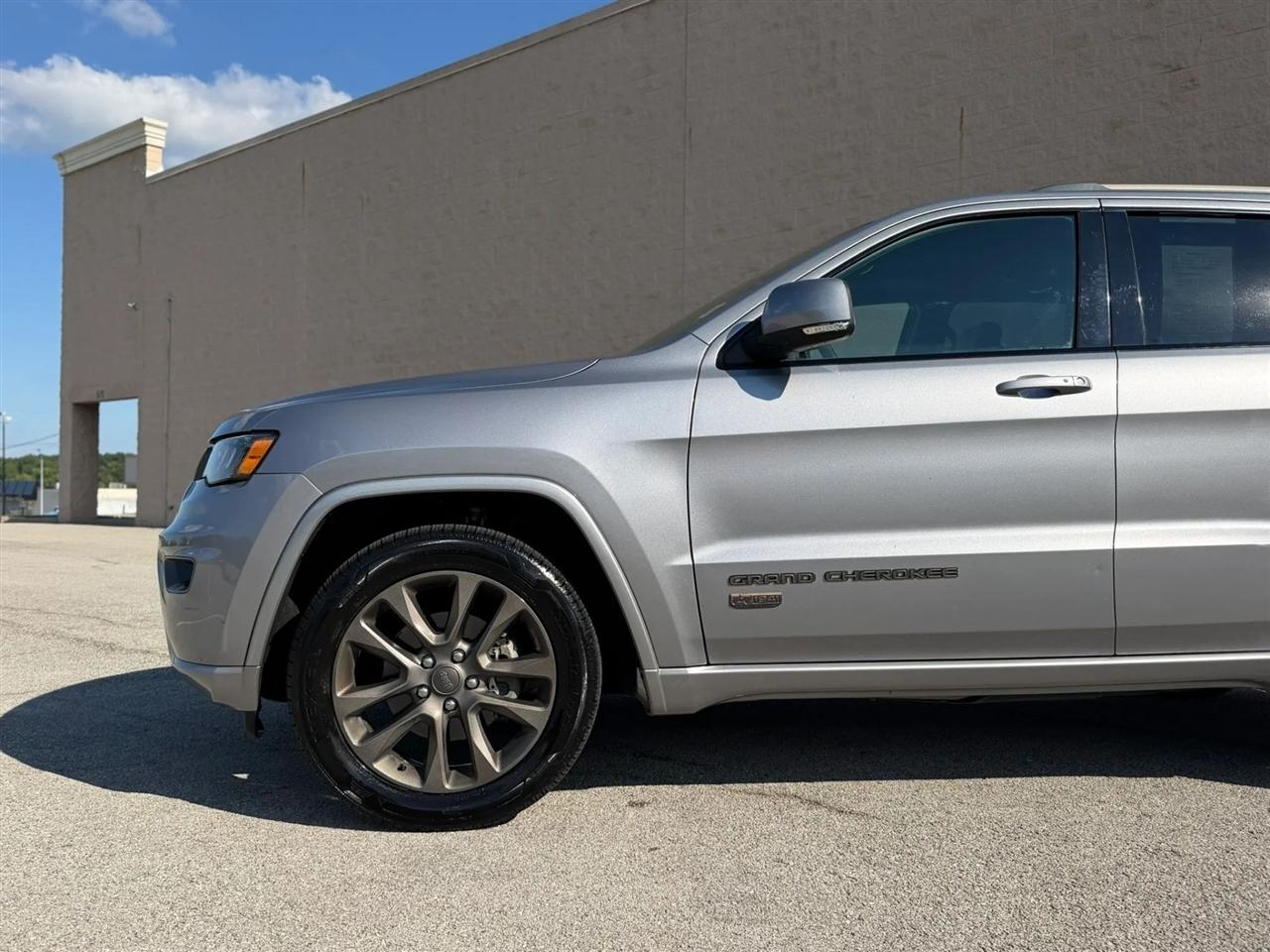 jeep grand cherokee 2017 1C4RJFBG3HC631904 image jeep grand cherokee 2017 1C4RJFBG3HC631904 image
